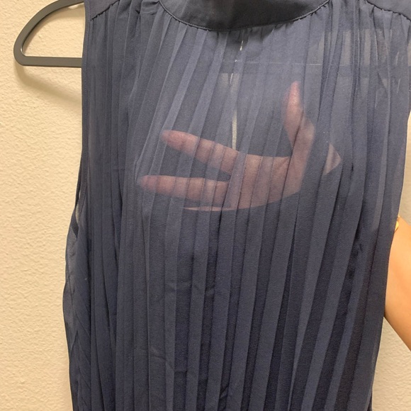 Banana Republic Navy blue sleeveless pleated midi dress size petite large - Picture 4 of 9